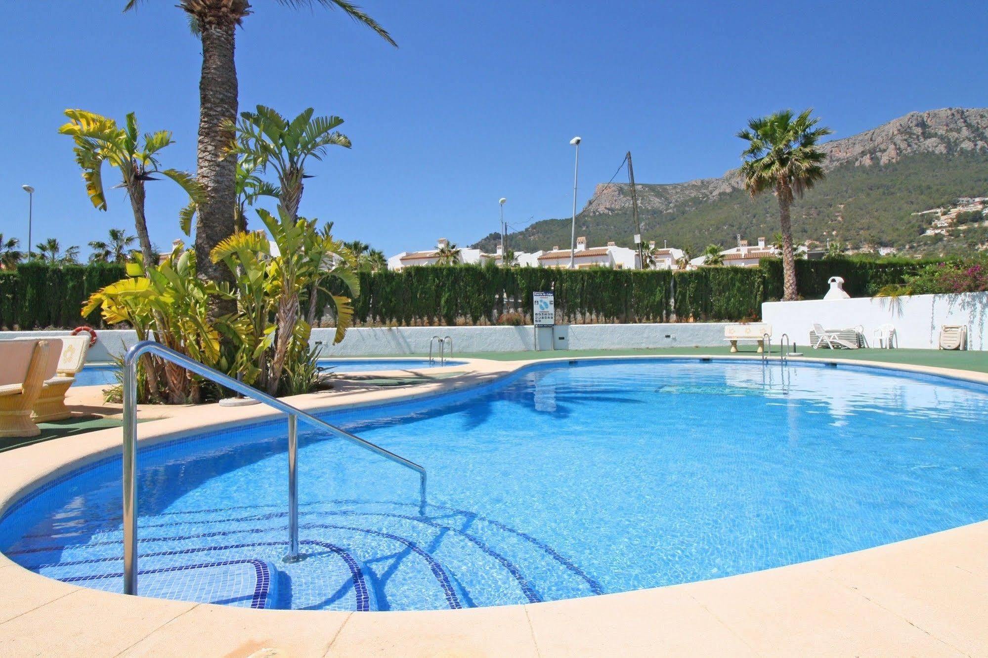 Bungalows Puerta De Calpe Exterior photo